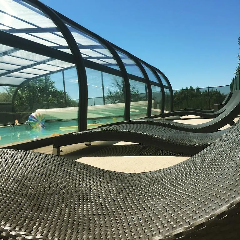 Emerald Coast Gites And Lodge Hénansal Francie